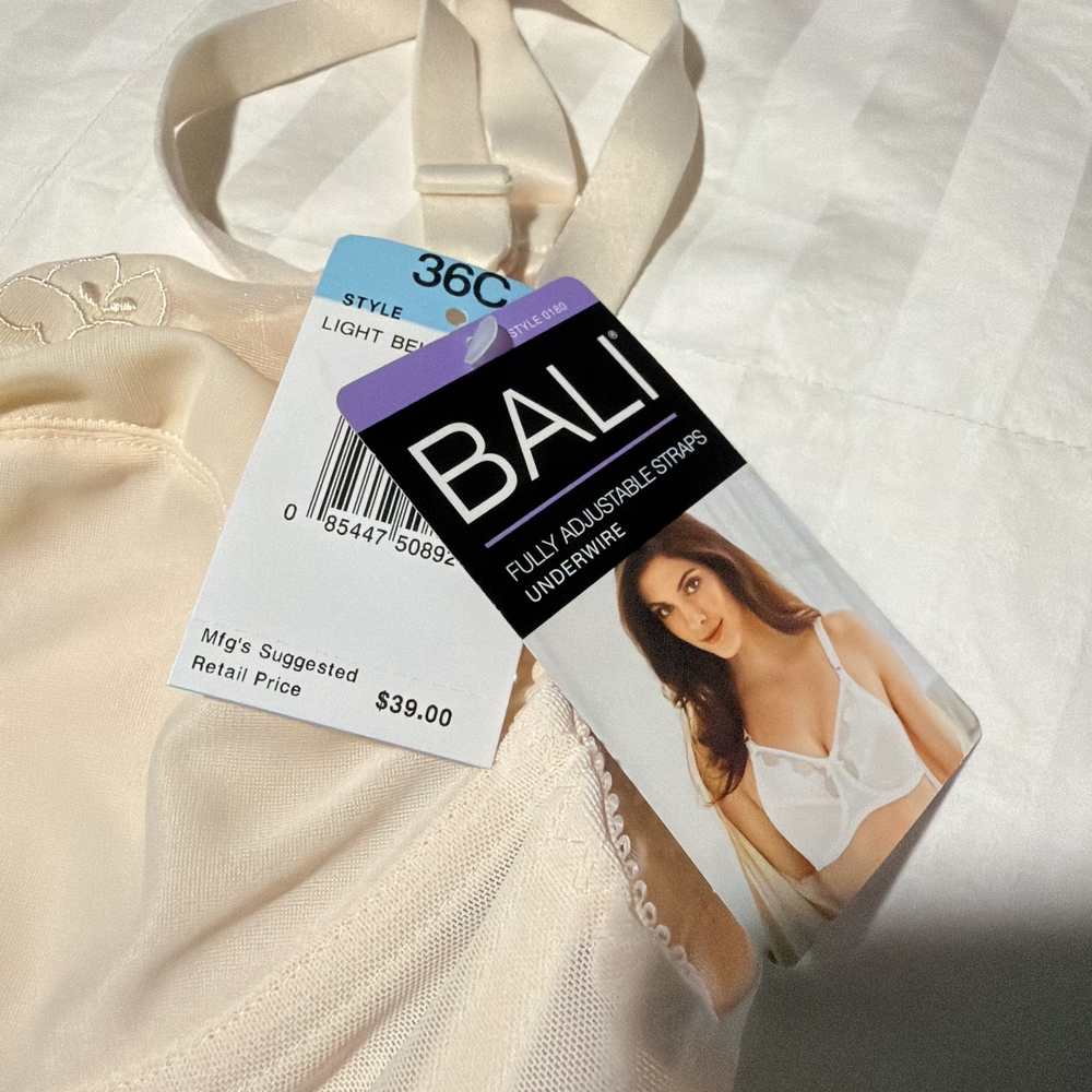 Bali Women's Beige Underwire Bra
